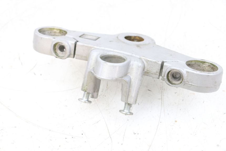 photo de TE FOURCHE SUPERIEUR HONDA NSR R 125 (1994 - 2003) - Points de fixation