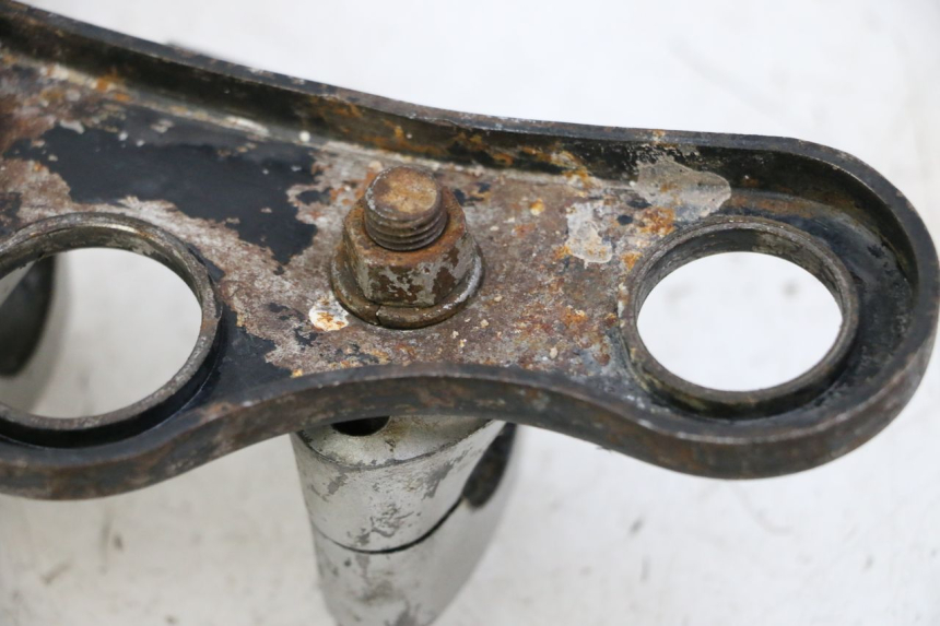 photo de TE FOURCHE SUPERIEUR YAMAHA PW 80 (1983 - 2014)