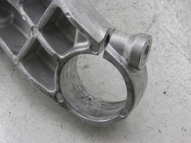 photo de TE FOURCHE SUPERIEUR SYM MAXSYM I 400 (2011 - 2016)