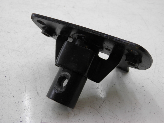 photo de TE FOURCHE SUPERIEUR YAMASAKI YM50QT-N3 RETRO 50 (2012 - 2014) - Zoom état d’usage