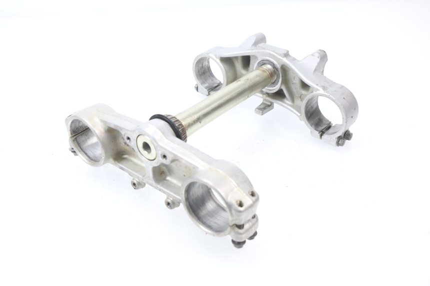 photo de TE FOURCHE SUPERIEUR YAMAHA YZ 125 (1998 - 2005) - Points de fixation