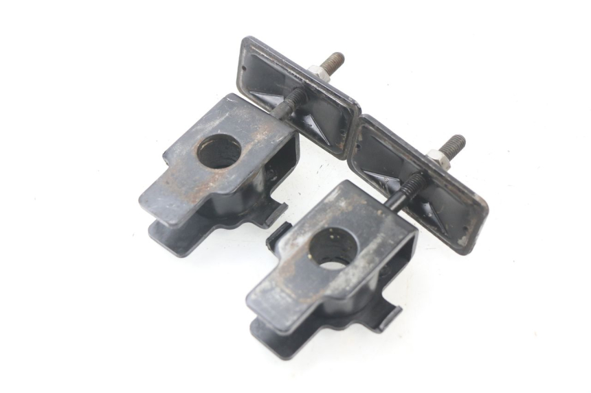 photo de TENDEUR CHAINE HONDA CBF 500 (2004 - 2007)