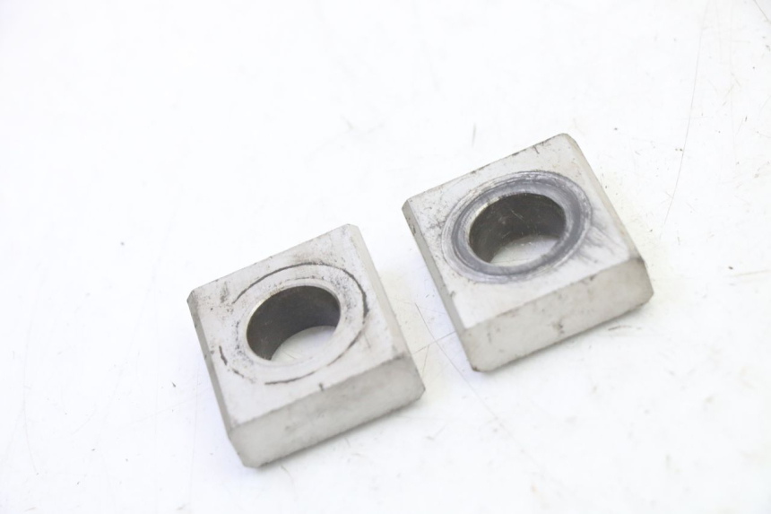 photo de TENDEUR CHAINE HONDA CBR RR FIREBLADE 900 (1992 - 1994)