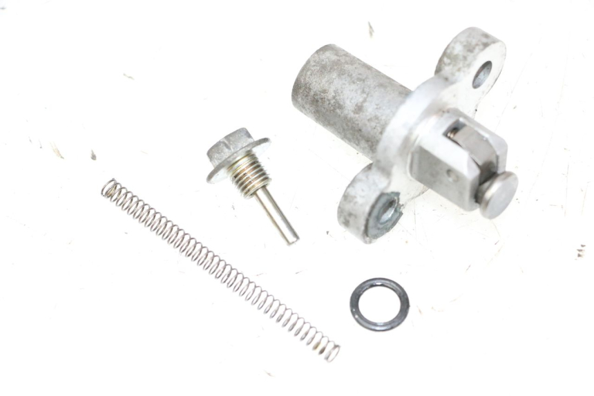 photo de TENDEUR CHAINE DISTRIBUTION SUZUKI BURGMAN 125 (2007 - 2014)