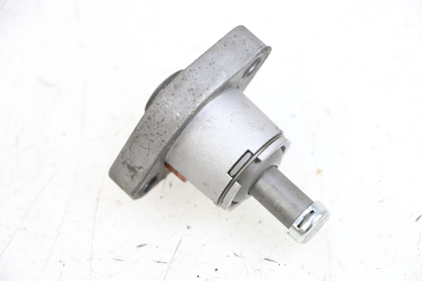 photo de TENDEUR CHAINE DISTRIBUTION KYMCO LIKE 125 (2009 - 2016) - Autre angle de vue