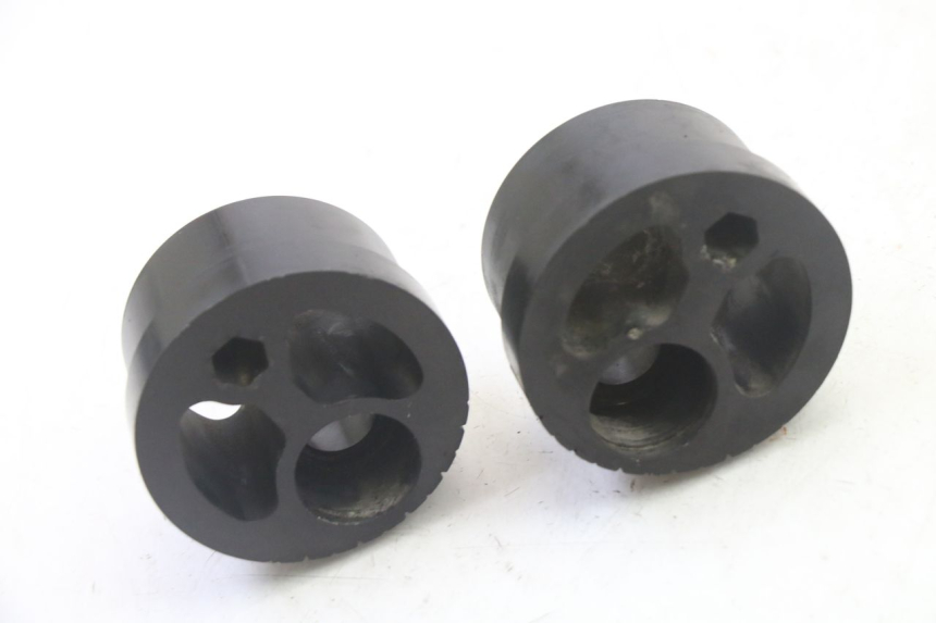 photo de TENDEUR CHAINE TRIUMPH SPRINT 900 (1995 - 1998)