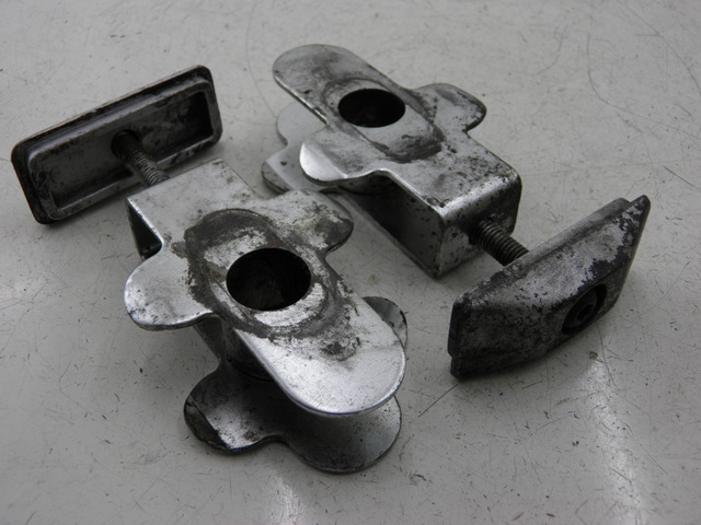 photo de TENDEUR CHAINE SUZUKI GSF S BANDIT 600 (2000 - 2004)