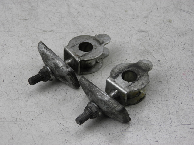 photo de TENDEUR CHAINE SUZUKI GZ MARAUDER 125 (1998 - 2004)