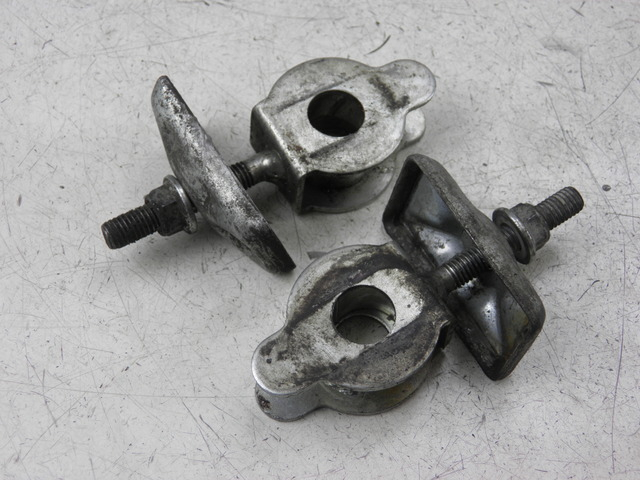 photo de TENDEUR CHAINE SUZUKI GZ MARAUDER 125 (1998 - 2004)