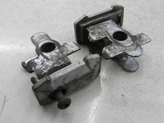 photo de TENDEUR CHAINE SUZUKI SV S 650 (1999 - 2002)