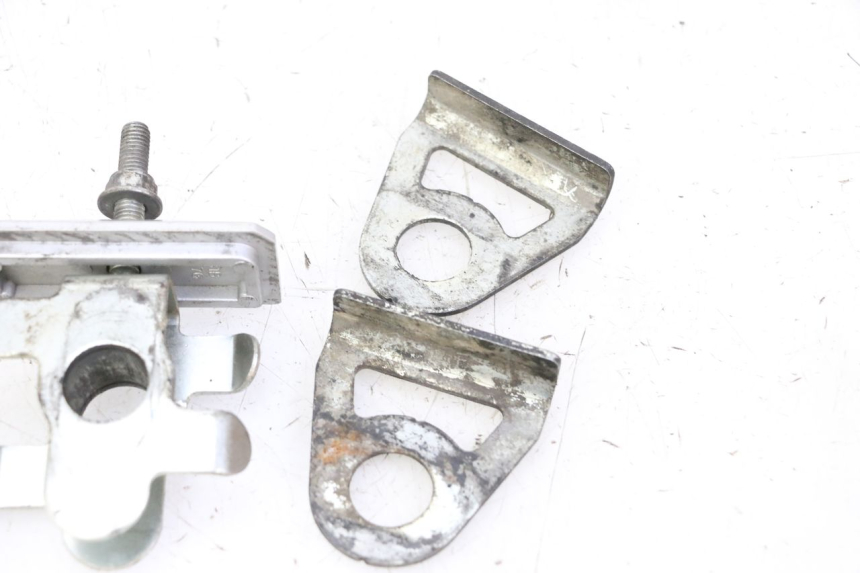 photo de TENDEUR CHAINE SUZUKI SV S 650 (2003 - 2009)