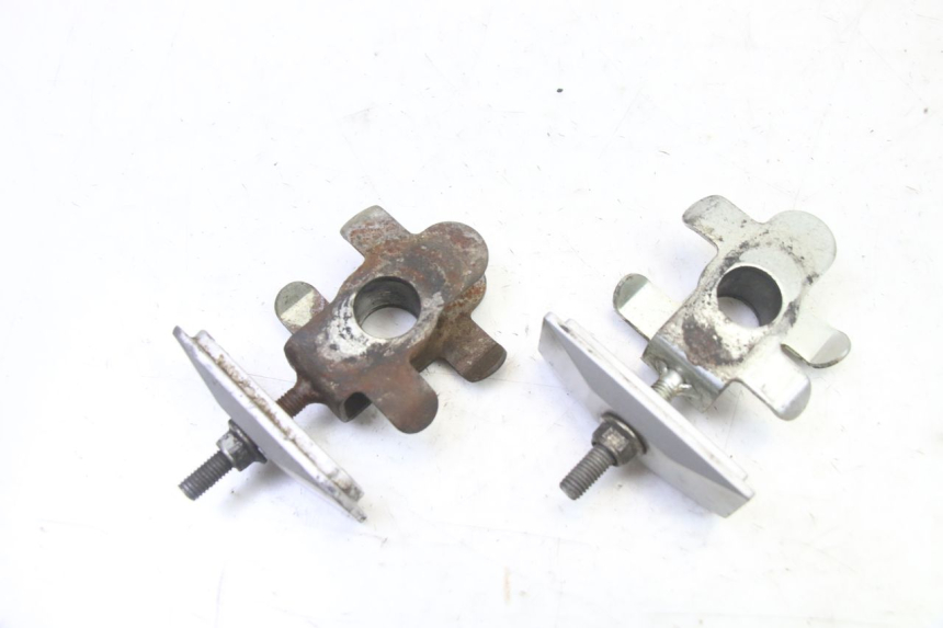 photo de TENDEUR CHAINE SUZUKI SV S 650 (2003 - 2009)