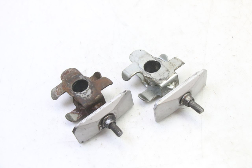 photo de TENDEUR CHAINE SUZUKI SV S 650 (2003 - 2009)