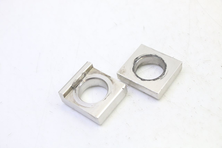 photo de TENDEUR CHAINE YAMAHA TDM ABS 900 (2002 - 2014)