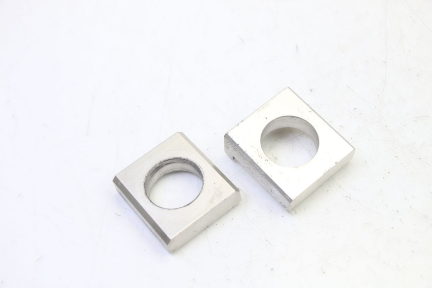 photo de TENDEUR CHAINE YAMAHA TDM ABS 900 (2002 - 2014)