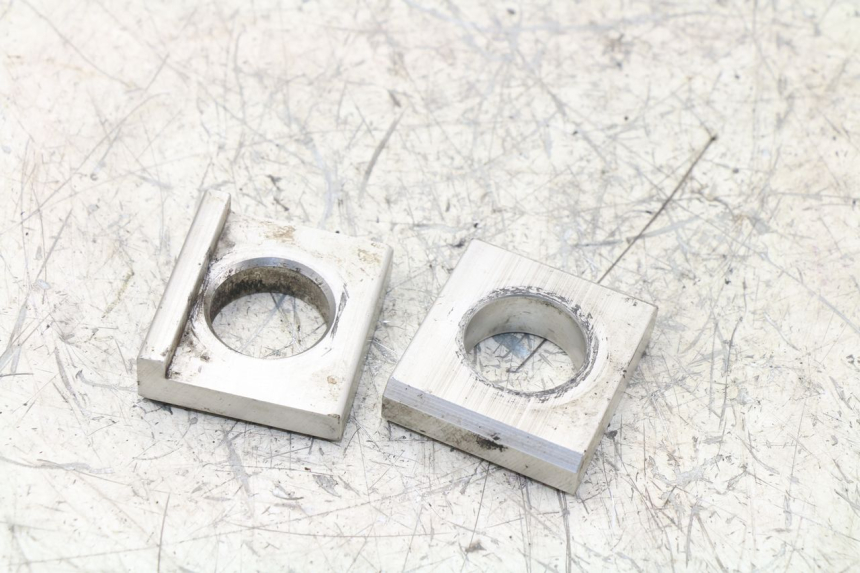 photo de TENDEUR CHAINE YAMAHA FZ1 FAZER 1000 (2007 - 2009)