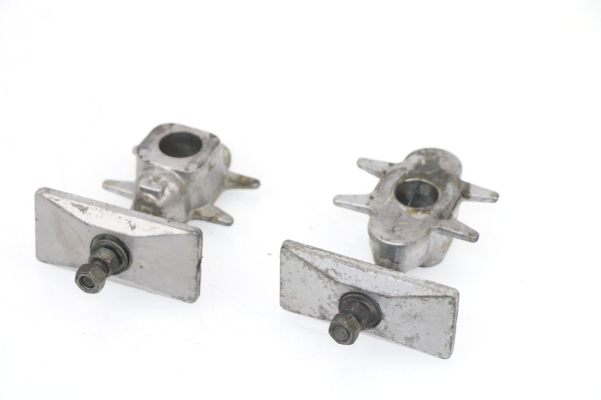 photo de TENDEUR CHAINE YAMAHA FZS FAZER 600 (2001 - 2003)