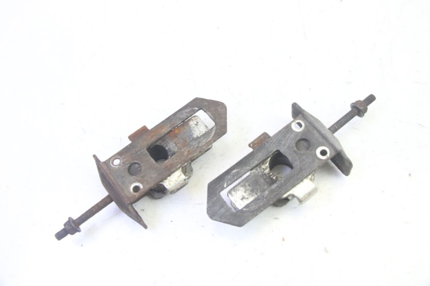 photo de TENDEUR CHAINE KYMCO ZING 125 (1997 - 2003) - Détail de la pièce