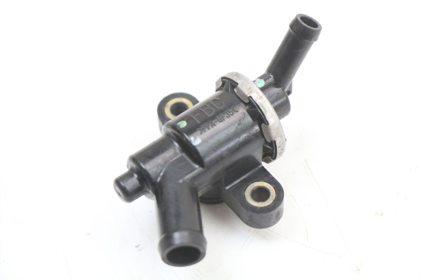 photo de THERMOSTAT HONDA FORZA 125 (2015 - 2016) - Gros plan technique