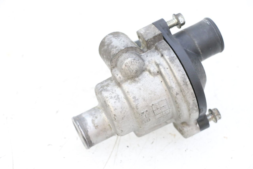 photo de THERMOSTAT YAMAHA TDM ABS 900 (2002 - 2014) - Gros plan technique
