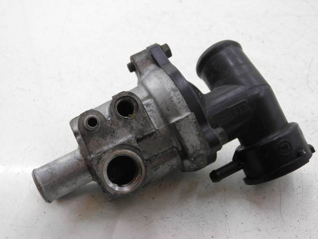 photo de THERMOSTAT YAMAHA FZS FAZER 600 (1998 - 2001) - Vue principale