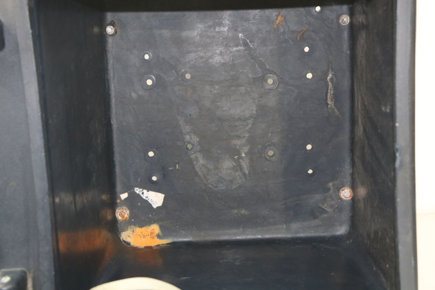 photo de TOP CASE KYMCO AGILITY 4T 50 (2005 - 2018)