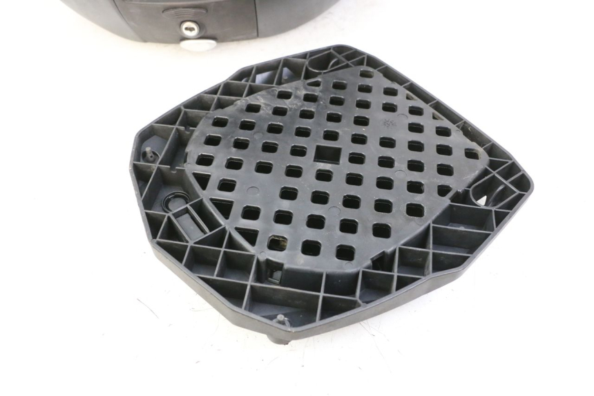 photo de TOP CASE HONDA FES S-WING SWING ABS 125 (2007 - 2015)