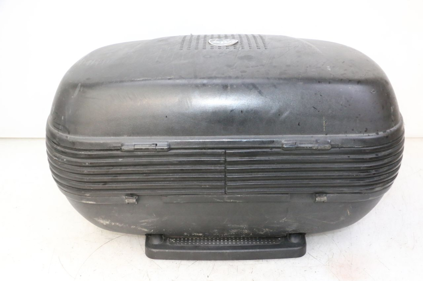 photo de TOP CASE PEUGEOT KISBEE 2T 50 (2010 - 2017)