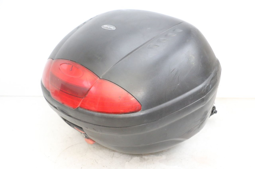 photo de TOP CASE PEUGEOT KISBEE 4T 50 (2010 - 2017) - Vue principale