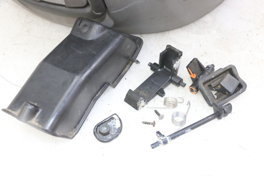 photo de TOP CASE PIAGGIO MP3 LT 300 (2010 - 2016)
