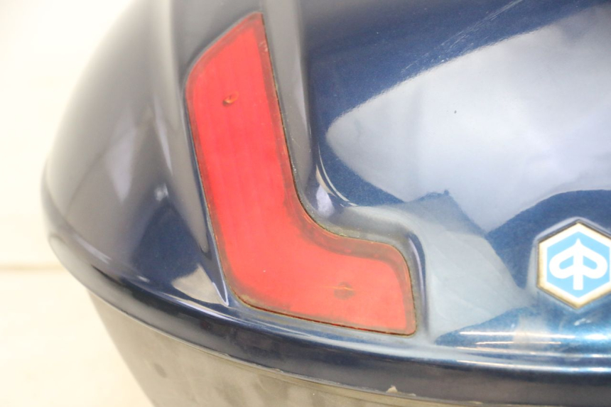 photo de TOP CASE PIAGGIO MP3 RL 250 (2006 - 2010) - État de surface