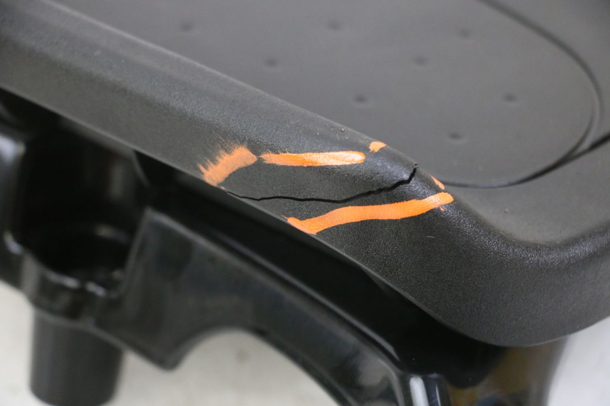 photo de TOP CASE PEUGEOT TWEET 4T 50 (2023 - 2025)