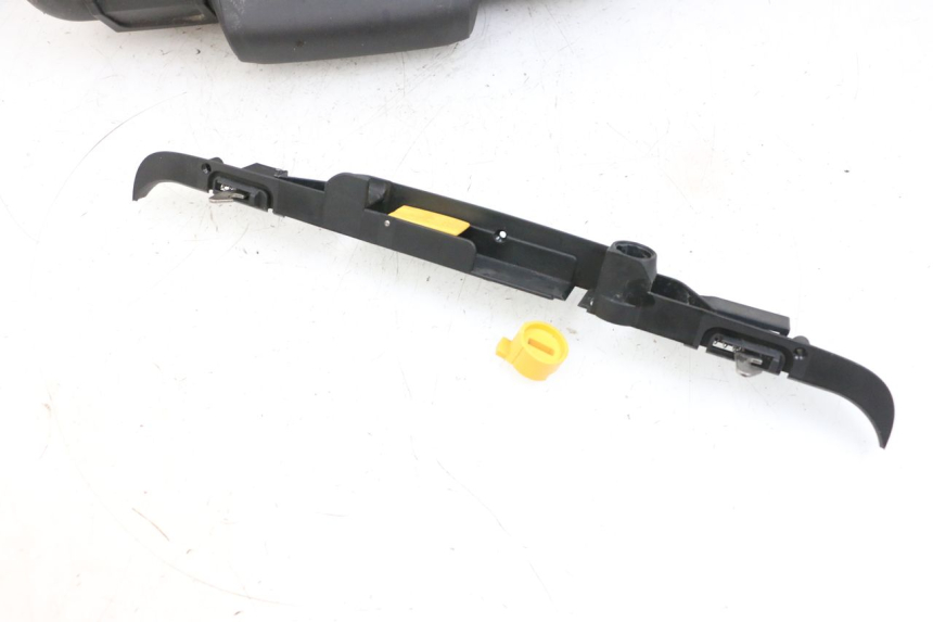 photo de TOP CASE BMW R GS 1250 (2021 - 2024) - Marquages et références