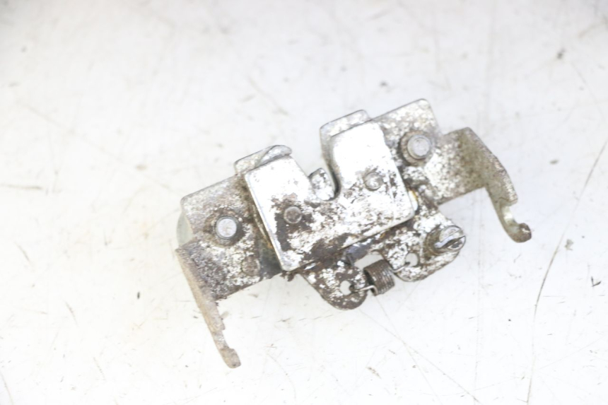 photo de TOP CASE APRILIA SCARABEO GT TOURING 125 (1999 - 2005)