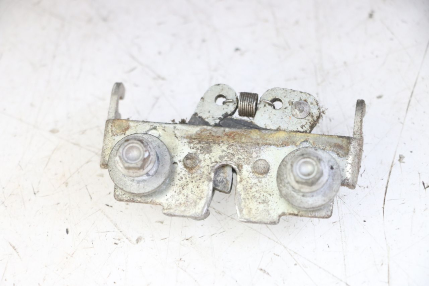 photo de TOP CASE APRILIA SCARABEO GT TOURING 125 (1999 - 2005)