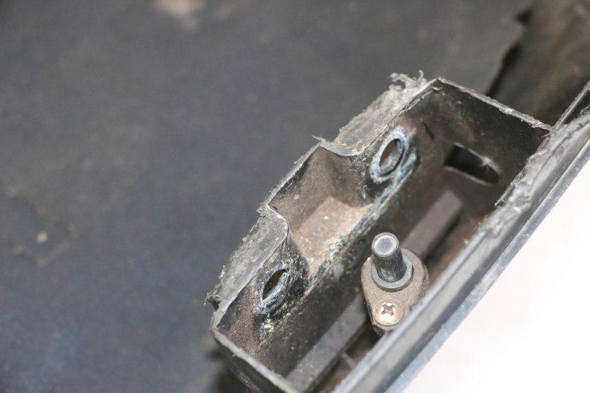 photo de TOP CASE APRILIA SCARABEO GT TOURING 125 (1999 - 2005)