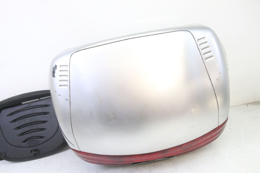 photo de TOP CASE PIAGGIO SUPER LX 125 (2000 - 2003)