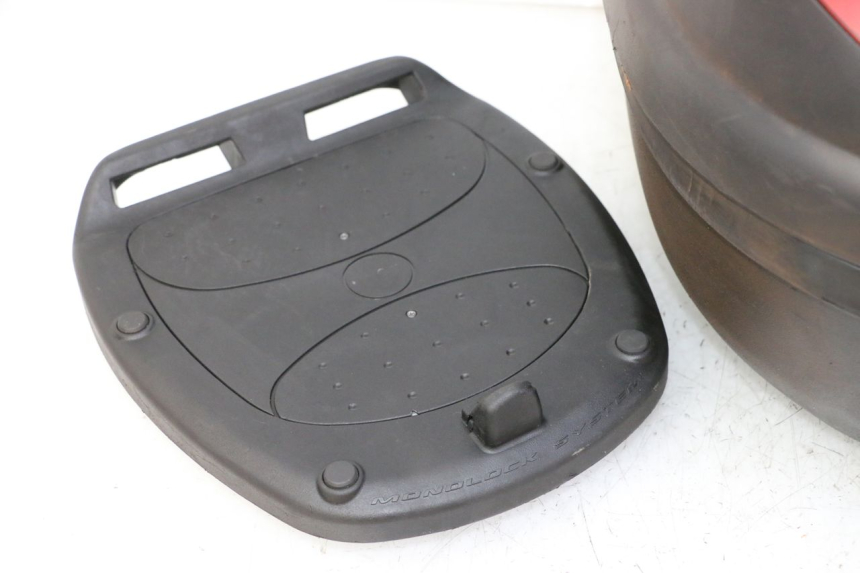 photo de TOP CASE PEUGEOT V-CLIC VCLIC 50 (2007 - 2013)