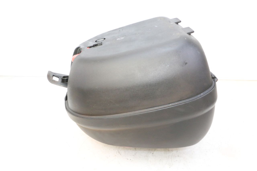 photo de TOP CASE PEUGEOT V-CLIC VCLIC 50 (2007 - 2013)