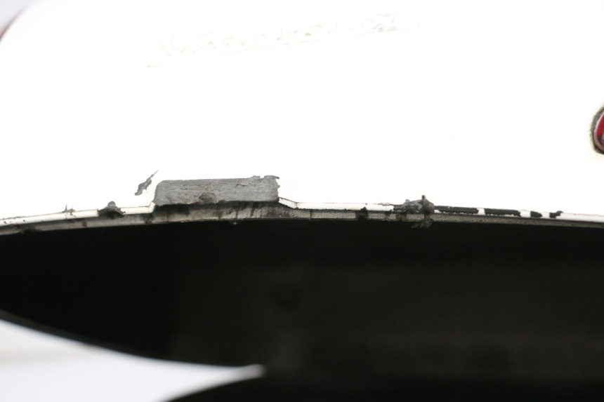 photo de TOP CASE PIAGGIO VESPA GTS SUPER IE 125 (2009 - 2016) - Autre angle de vue