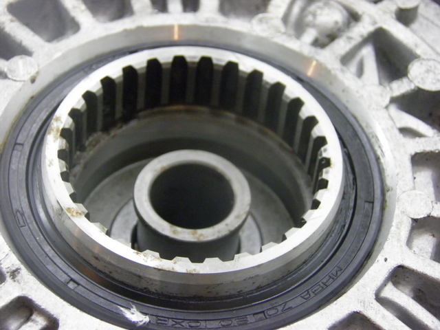 photo de TRANSMISSION ROUE  YAMAHA FJR 1300 (2004 - 2005) - Détail de la pièce