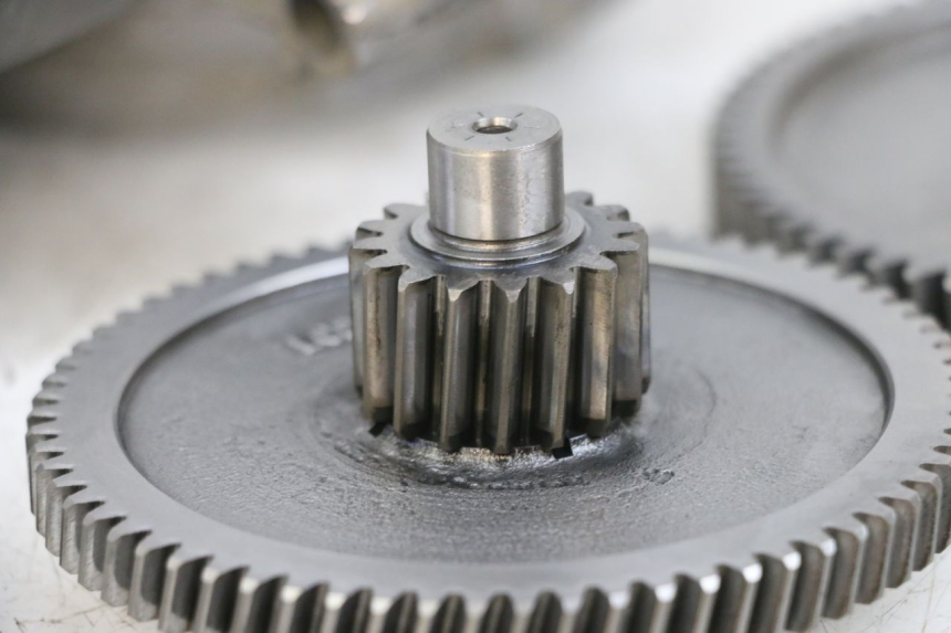 photo de TRANSMISSION ROUE KYMCO AGILITY 16+ 4T 50 (2018 - 2023) - Angle alternatif