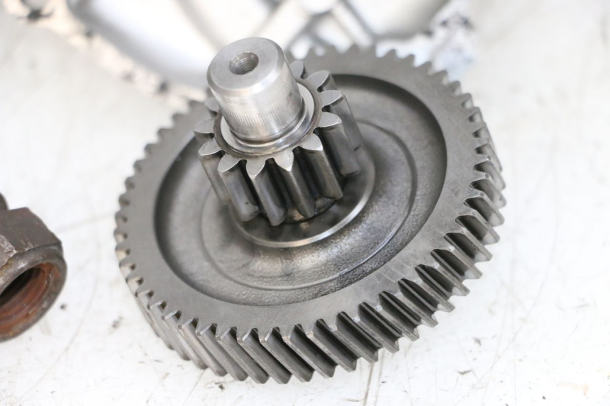 photo de TRANSMISSION ROUE  MBK BOOSTER SPIRIT NAKED 50 (2004 - 2017) - Vue rapprochée