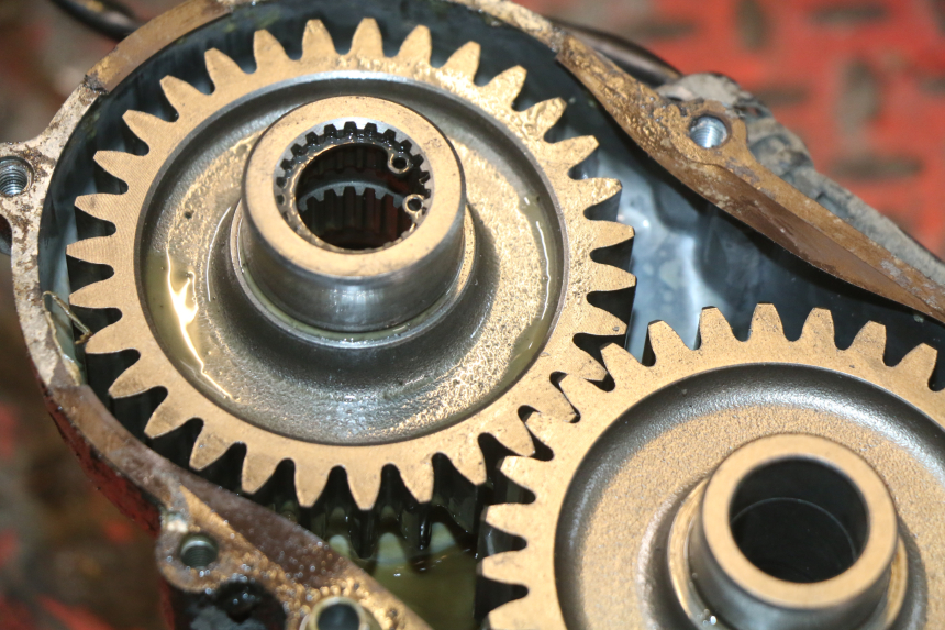 photo de TRANSMISSION ROUE SUZUKI BURGMAN 650 (2002 - 2004)