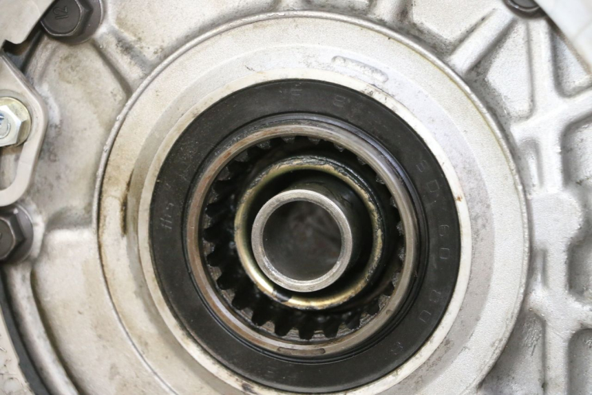 photo de TRANSMISSION ROUE  HONDA NTV DEAUVILLE 650 (2001 - 2006)