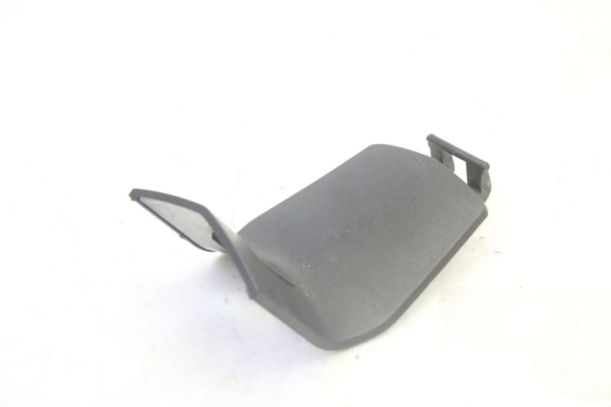 photo de TRAPPE ESSENCE PEUGEOT SATELIS 125 (2013 - 2018)