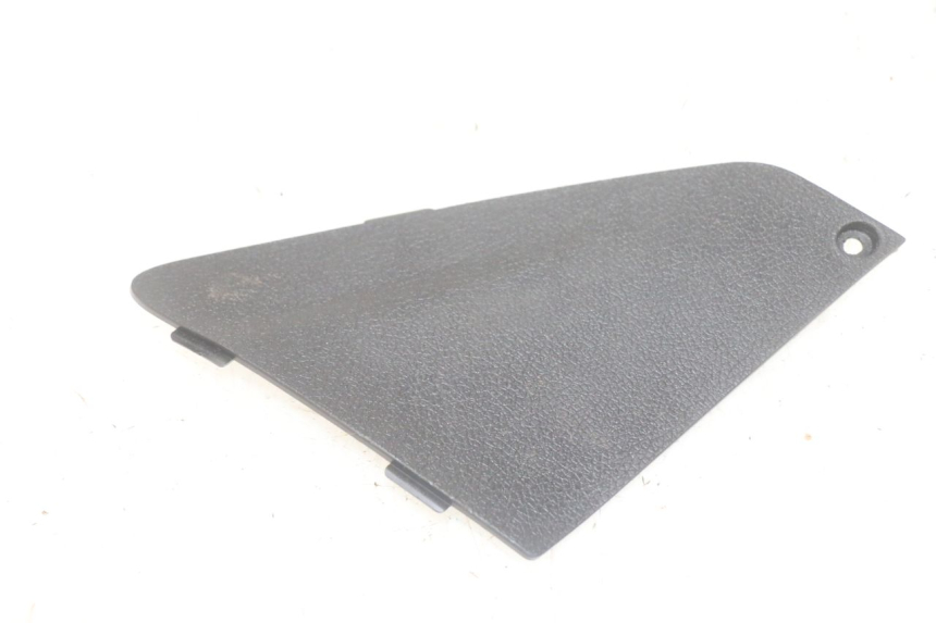 photo de TRAPPE DE VISITE AVANT PIAGGIO MP3 HPE 300 (2019 - 2026) - Autre angle de vue