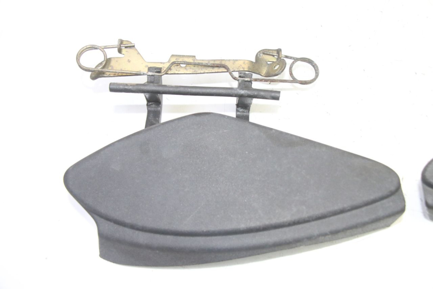 photo de TRAPPE DE VISITE AVANT PIAGGIO X9 EVOLUTION 125 (2003 - 2007)