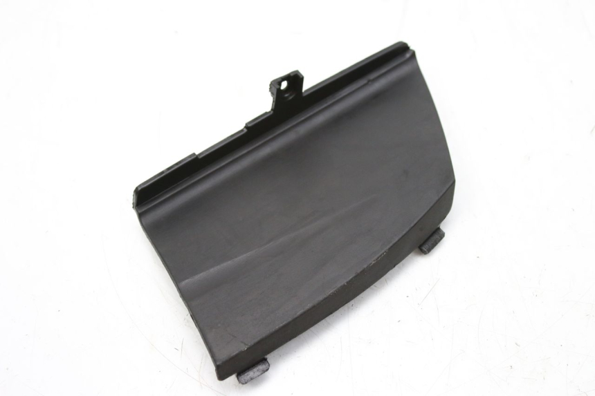 photo de TRAPPE DE VISITE DROITE HONDA FES S-WING SWING ABS 125 (2007 - 2015)