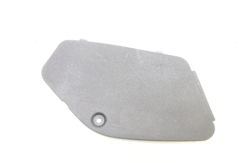 photo de TRAPPE DE VISITE DROITE PIAGGIO MP3 500 (2014 - 2016)